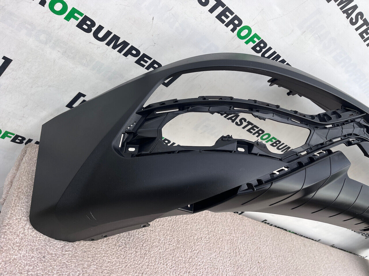 Hyundai Tucson Hybrid Ultimate Se 2021-2023 Rear Bumper 4 Pdc Genuine [h498]