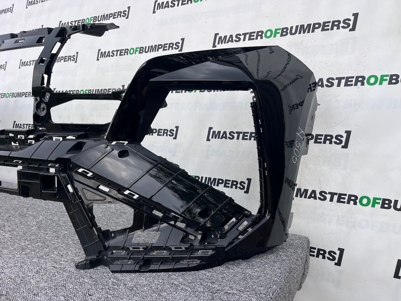 Hyundai Tucson Hybrid Premium Ultimate 2024-on Front Bumper Pdc Genuine [h505]