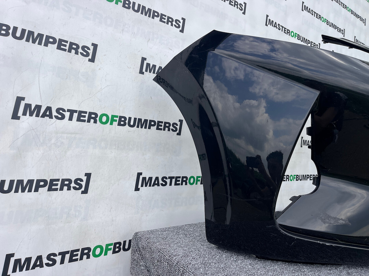 Hyundai I10 I10 Premium Se Hatchback 2020-2023 Front Bumper Genuine [h508]