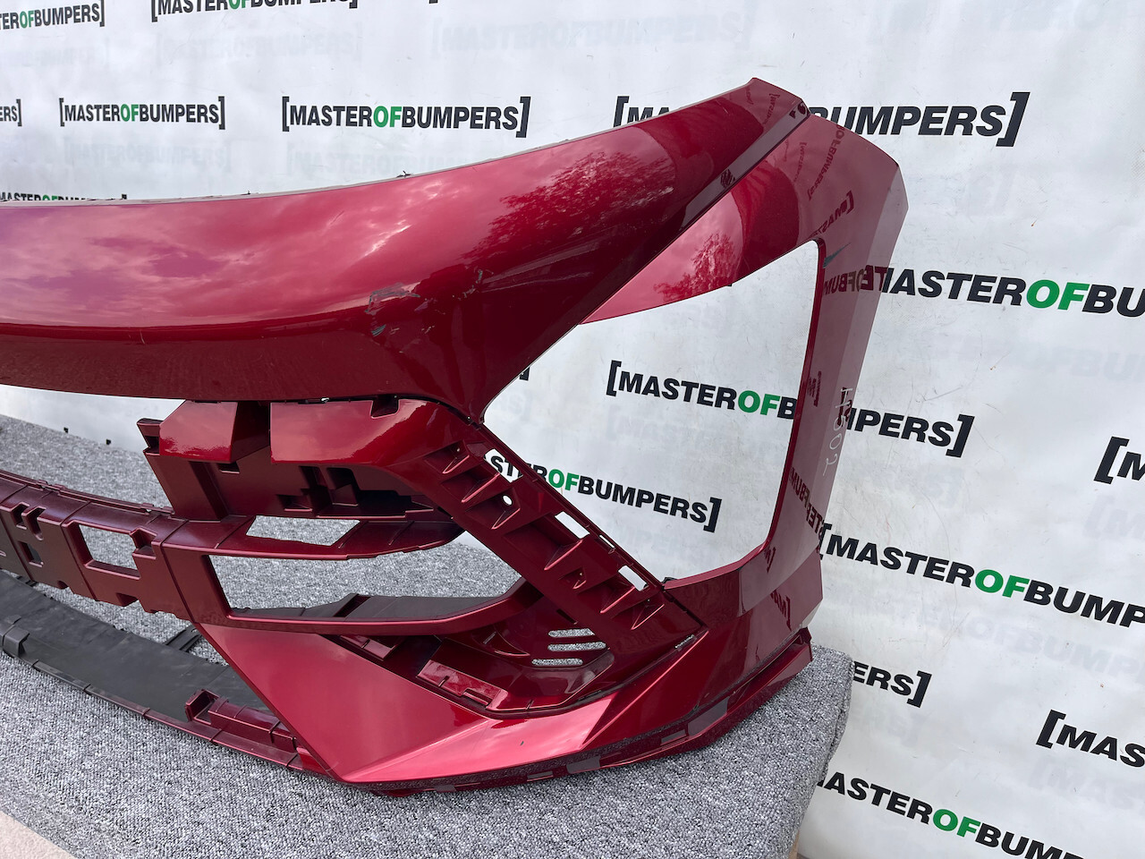 Hyundai Kona N-line Hatchback Mk2 2023-on Front Bumper 4 Pdc Genuine [h502]