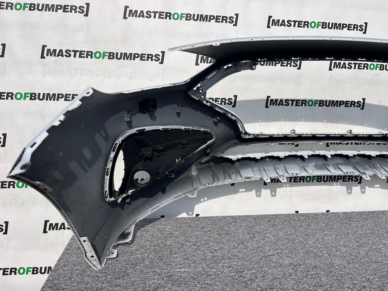 Hyundai I30 I30 Se Premium Hybrid Mk4 Lift 2021-2025 Front Bumper Genuine [h526]