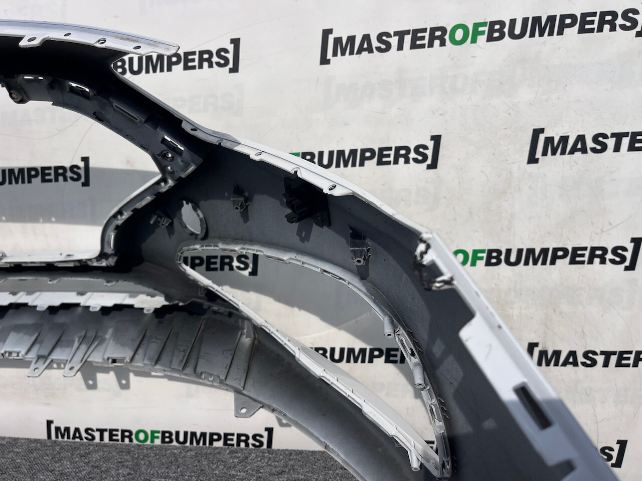 Hyundai I30 I30 Se Premium Hybrid Mk4 Lift 2021-2025 Front Bumper Genuine [h526]