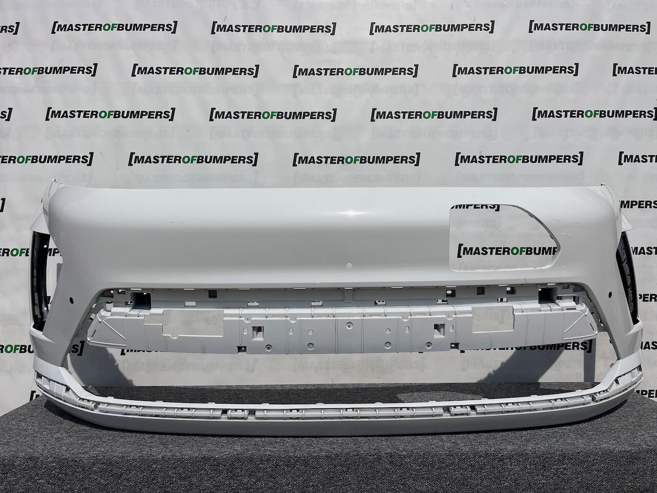 Hyundai Kona Electric Advance Mk2 2023-on Front Bumper 6 Pdc Genuine [h530]