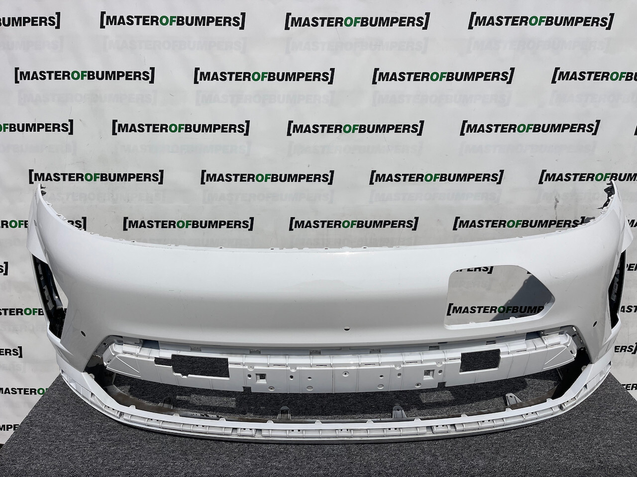 Hyundai Kona Electric Advance Mk2 2023-on Front Bumper 6 Pdc Genuine [h530]