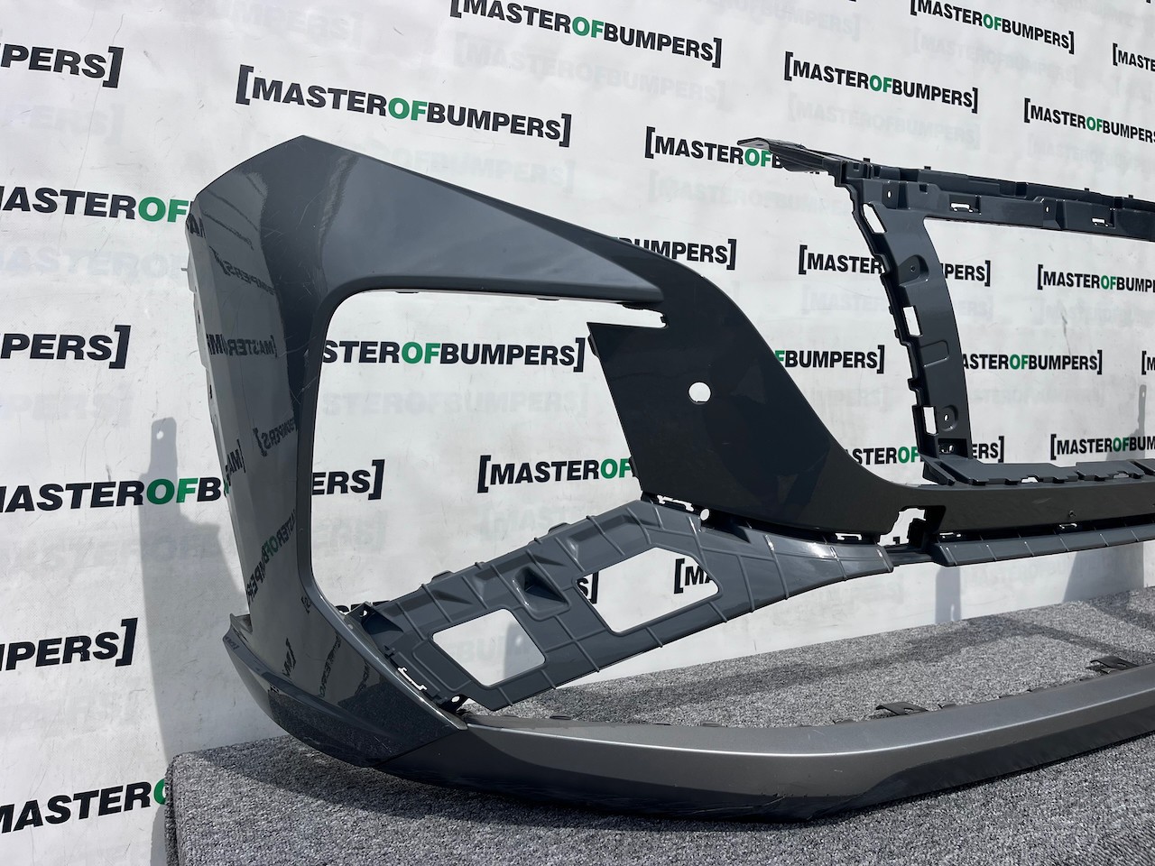 Hyundai Tucson N Line Hybrid 2021-2023 Front Bumper 4 Pdc Genuine [h541]