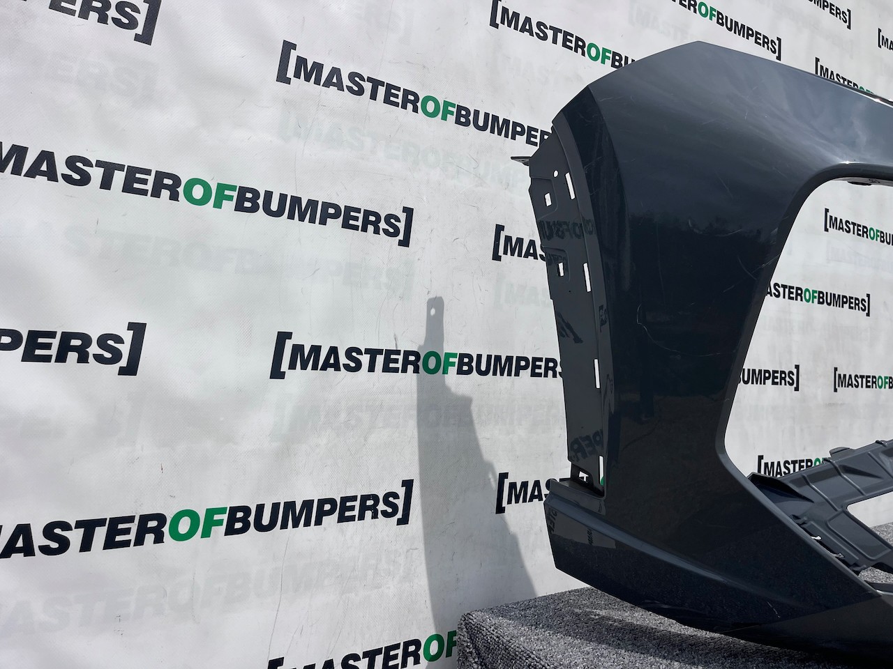 Hyundai Tucson N Line Hybrid 2021-2023 Front Bumper 4 Pdc Genuine [h541]