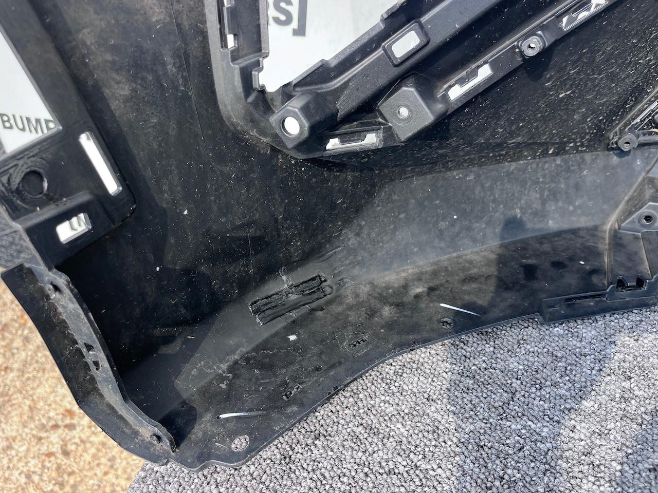 Hyundai Tucson N-line Hybrid Premium 2024-on Front Bumper 4 Pdc Genuine [h544]