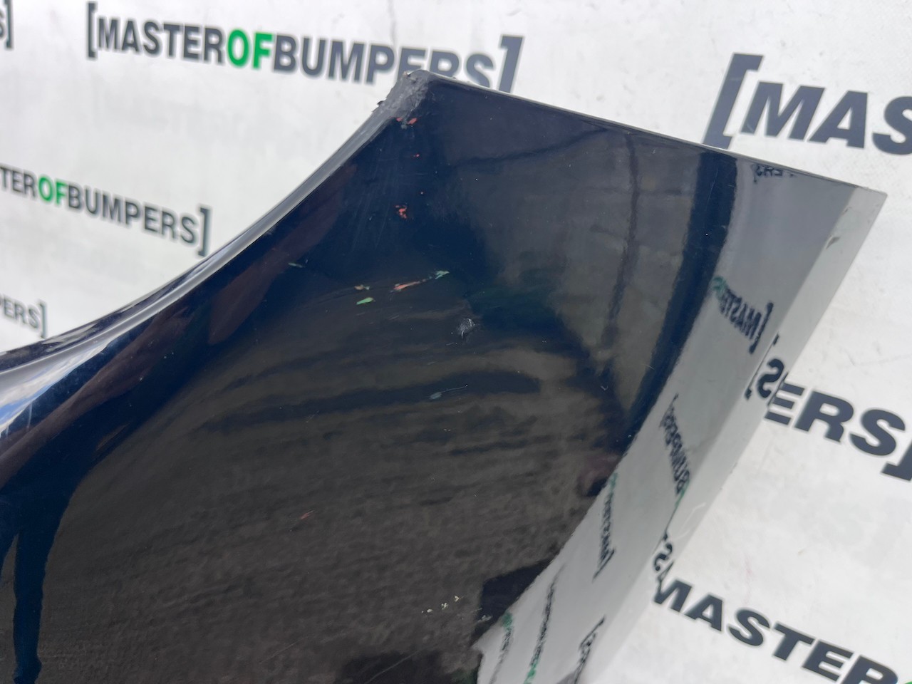 Hyundai I30 Premium Hatchback 2017-2020 Front Bumper 4 Pdc Genuine [h553]