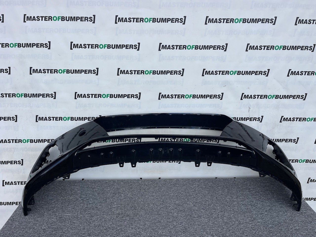 Hyundai I30 Premium Hatchback 2017-2020 Front Bumper 4 Pdc Genuine [h553]