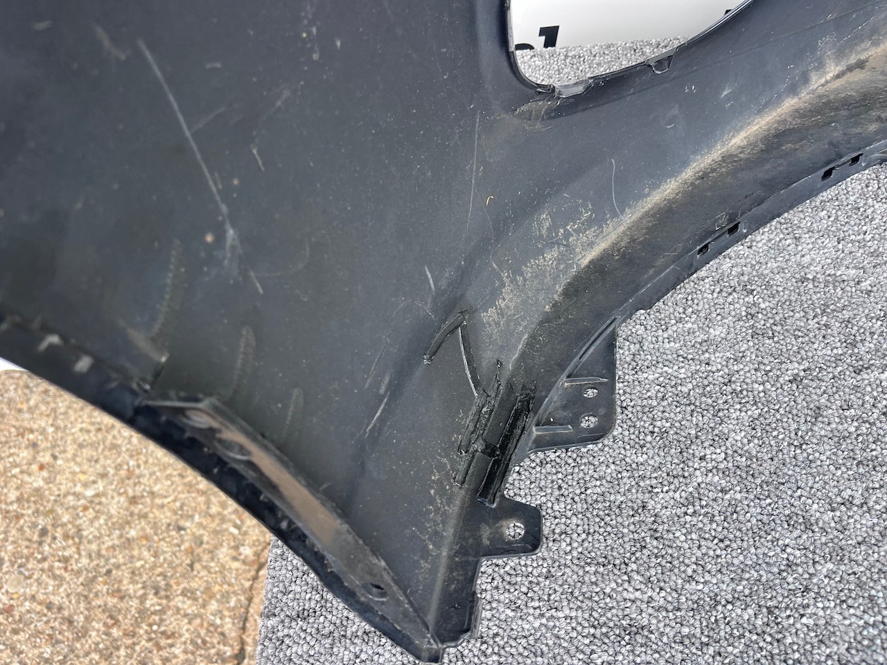 Hyundai I30 Premium Hatchback 2017-2020 Front Bumper 4 Pdc Genuine [h553]