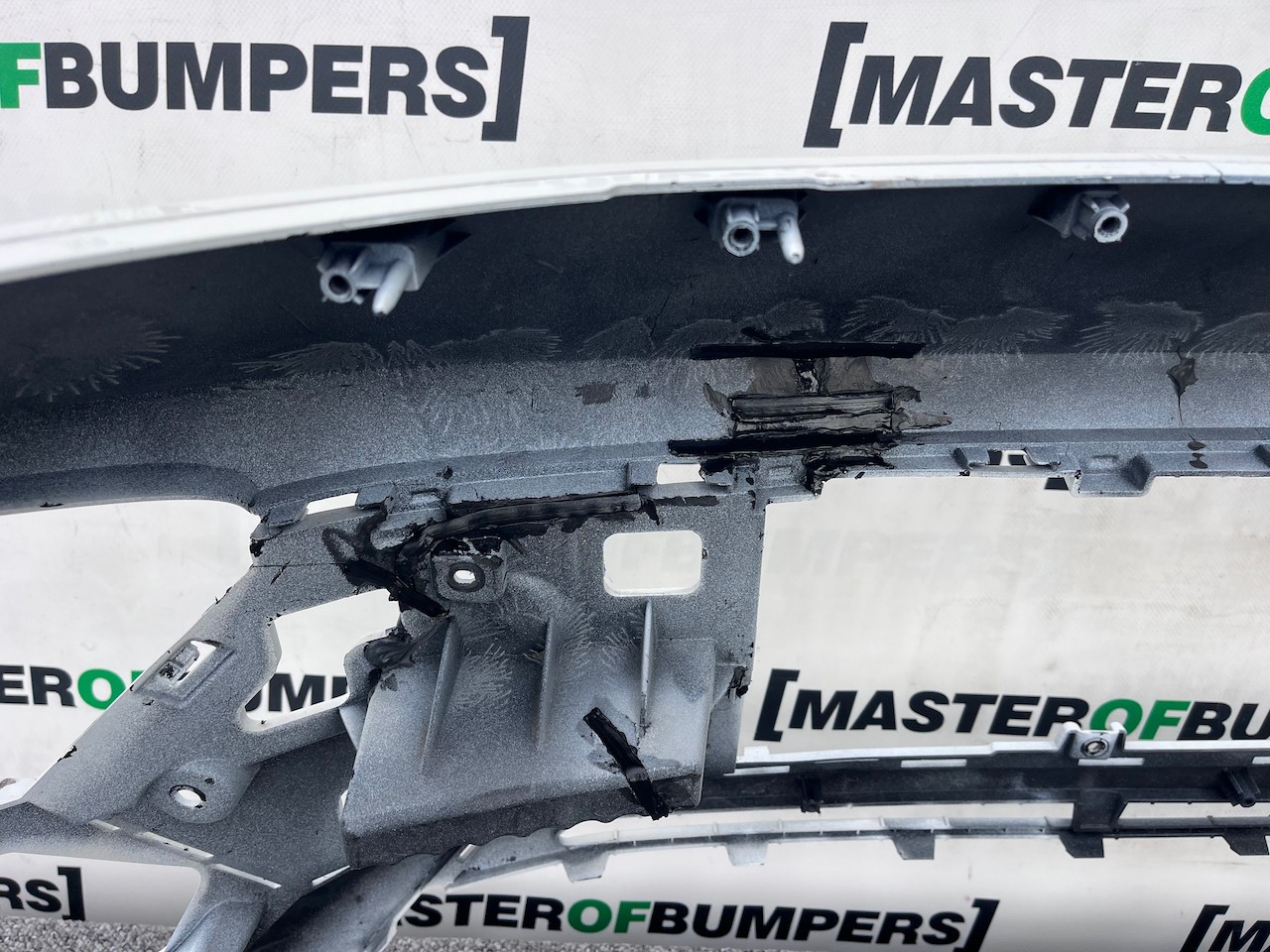 Hyuindai Bayon Advance Premium Lift 2024-on Front Bumper 4 Pdc Genuine [e562]