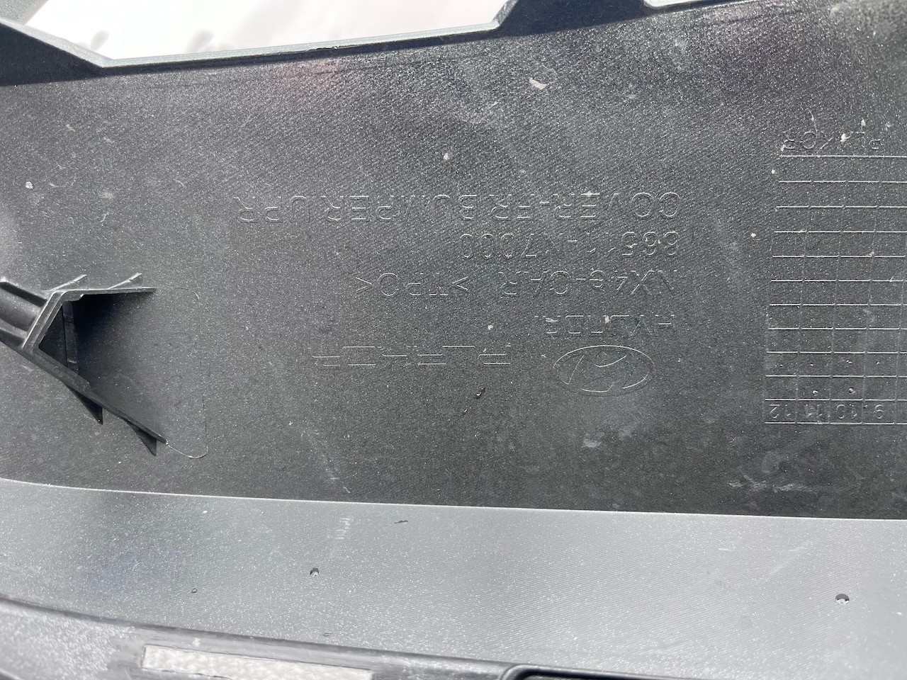 Hyundai Tucson Hybrid Se Premium Ultimate 2021-2023 Front Bumper Genuine [h555]