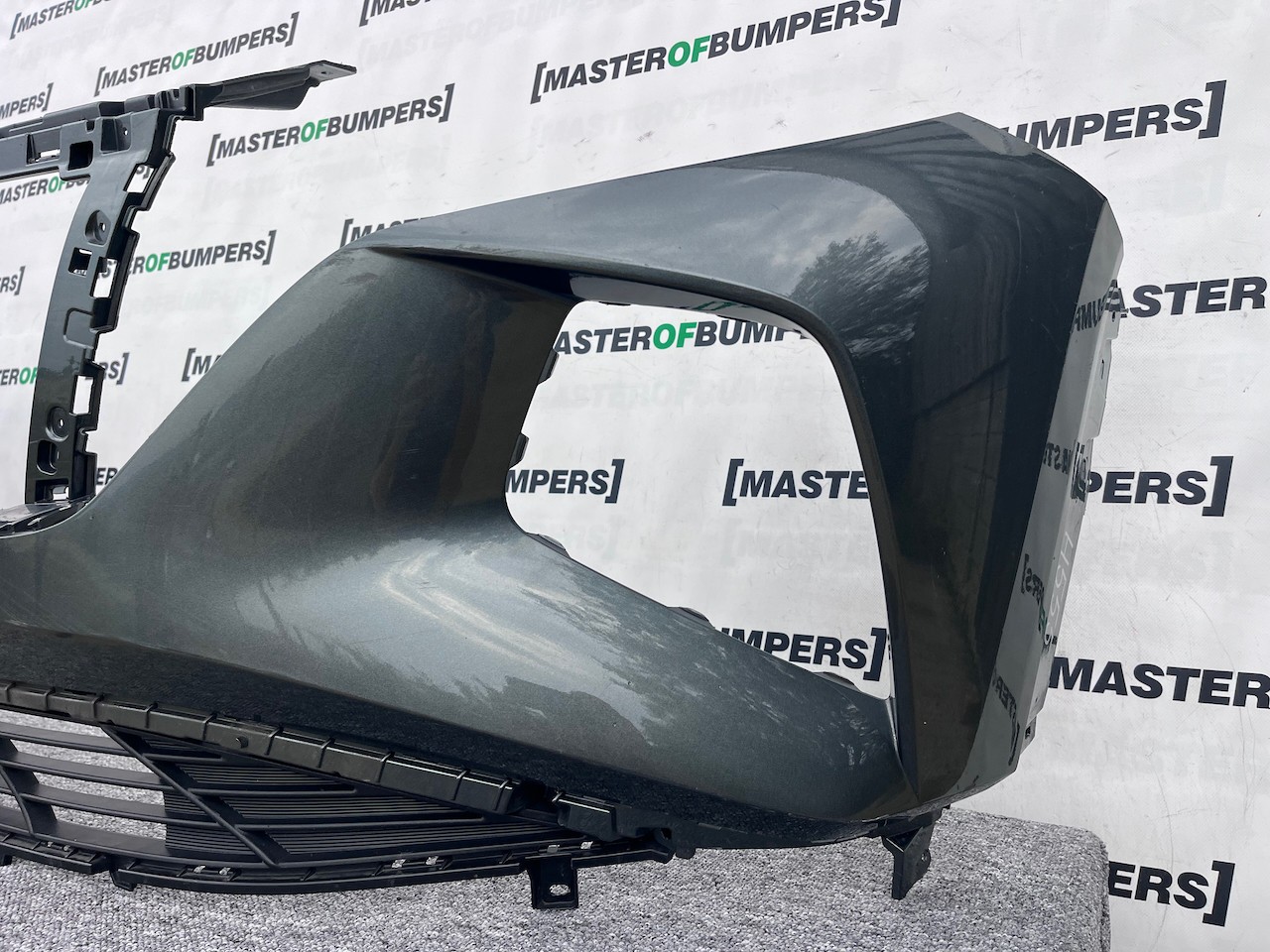 Hyundai Tucson Hybrid Se Premium Ultimate 2021-2023 Front Bumper Genuine [h555]