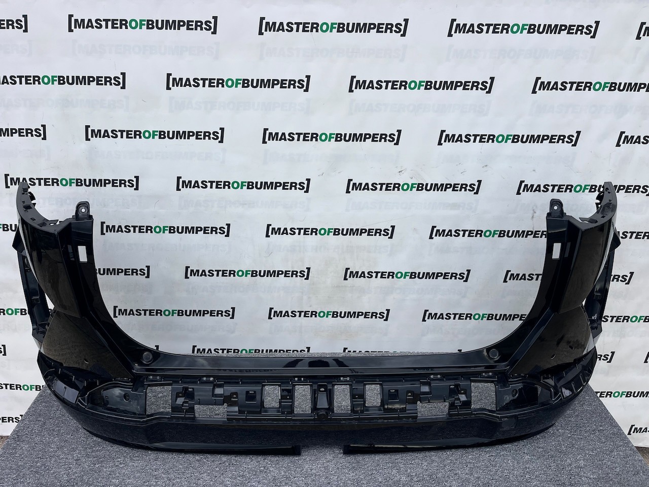 Hyundai Kona Ev Electric Hatchback Mk2 2023-on Rear Bumper 4 Pdc Genuine [h564]