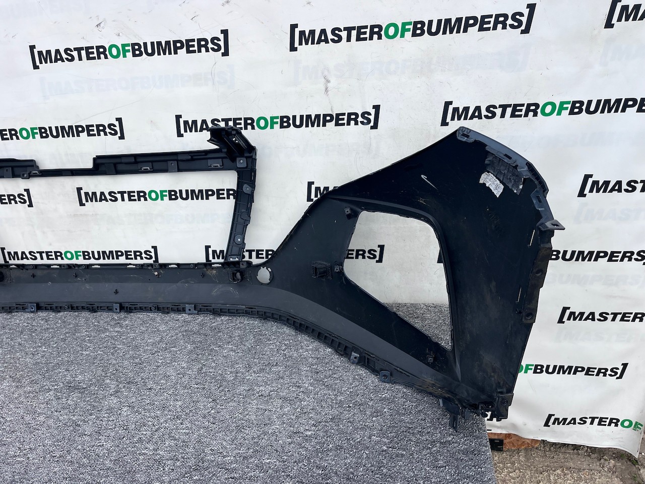 Hyundai Tucson Hybrid Premium Ultimate 2021-24 Front Bumper 4 Pdc Genuine [h565]