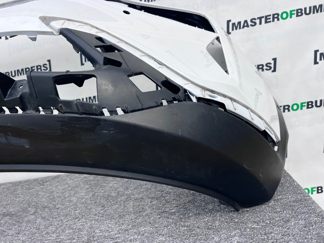 Hyundai Santa Fe Hybrid Premium Lift 2021-2023 Front Bumper 6 Pdc Genuine [h566]