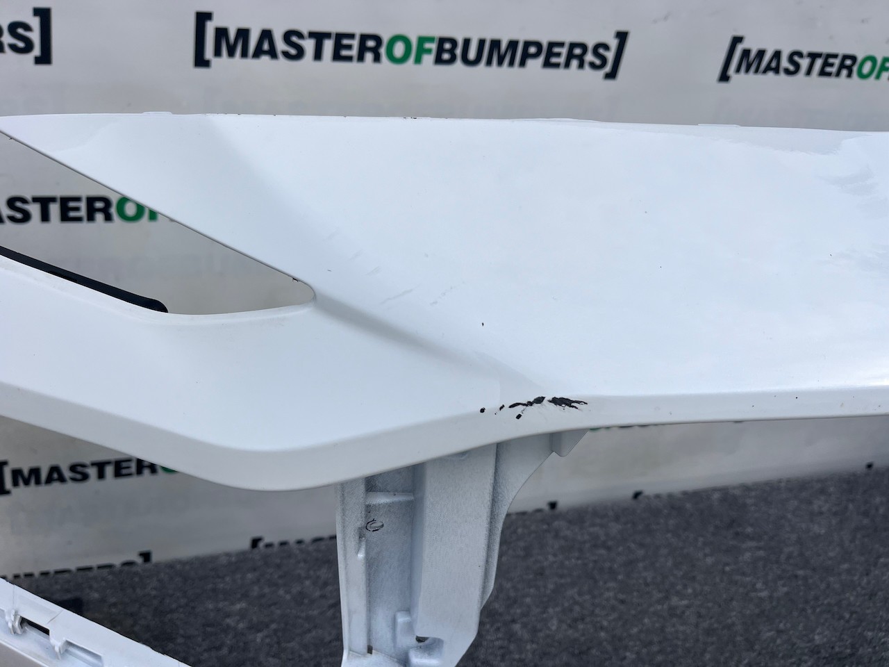 Hyundai Santa Fe Hybrid Premium Lift 2021-2023 Front Bumper 6 Pdc Genuine [h566]