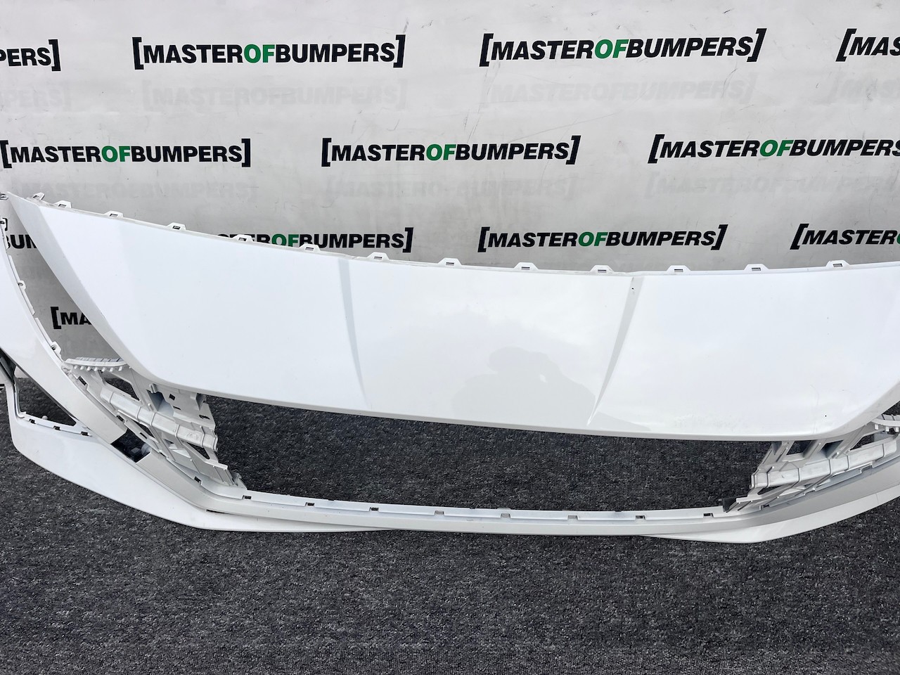 Hyundai I20 I20 N N-line Hatchback 2020-2023 Front Bumper 4 Pdc Genuine [h572]
