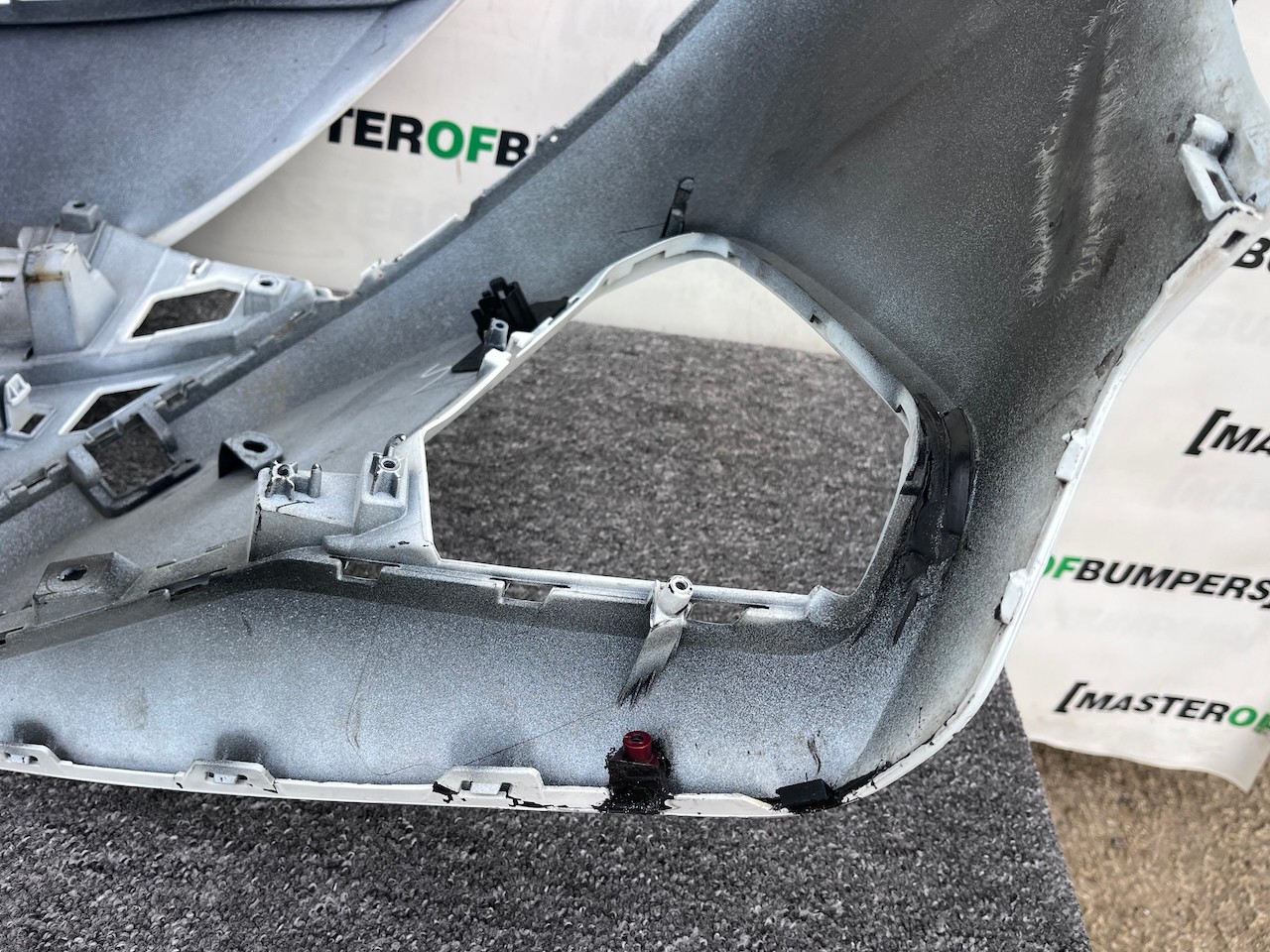 Hyundai I20 I20 N N-line Hatchback 2020-2023 Front Bumper 4 Pdc Genuine [h572]