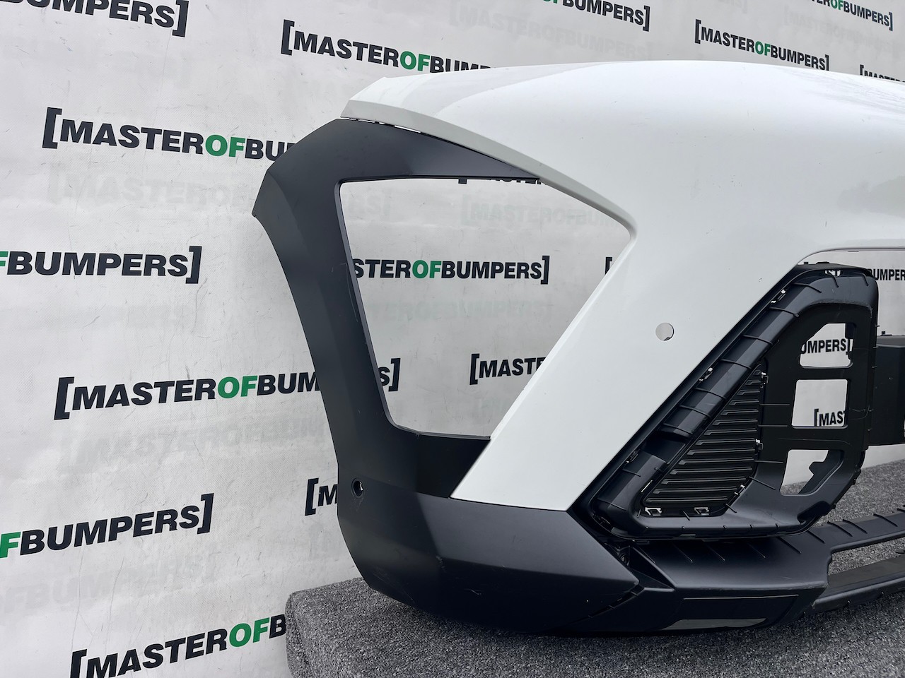 Hyundai Kona Ultimate Hatchback Lift 2022-2026 Front Bumper Genuine [h576]