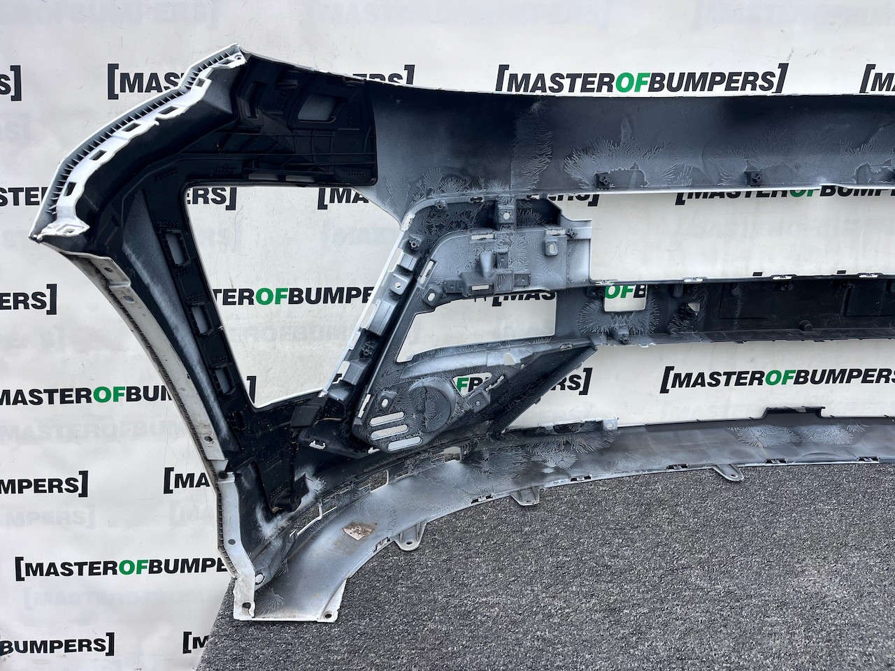 Hyundai Kona N-line Hatchback Mk2 2022-2026 Front Bumper 4 Pdc Genuine [h580]
