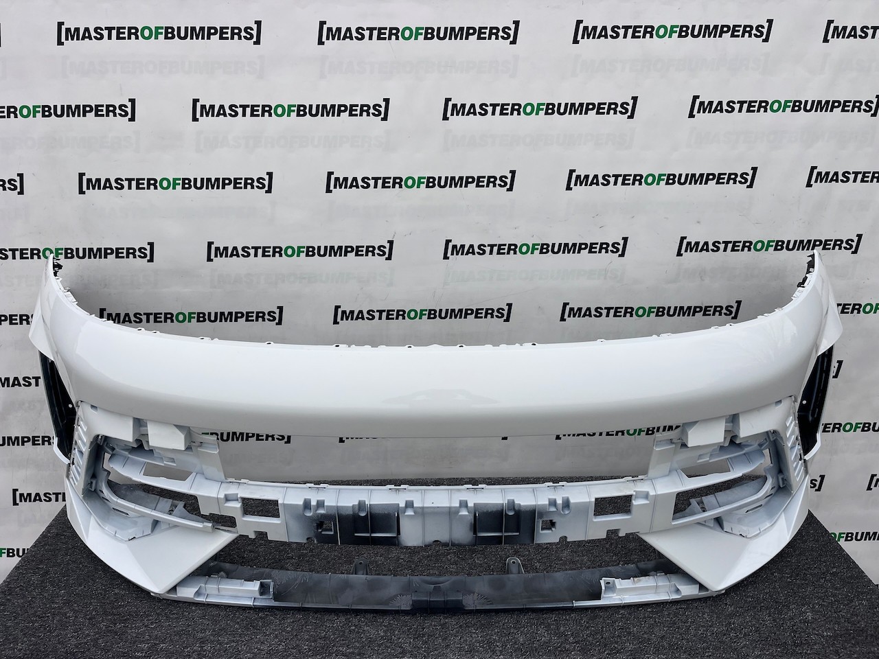Hyundai Kona N-line Hatchback Mk2 2022-2026 Front Bumper 4 Pdc Genuine [h580]