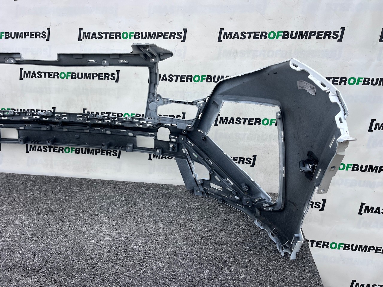Hyundai Tucson Hybrid Premium Ultimate 2024-on Front Bumper 6 Pdc Genuine [h587]