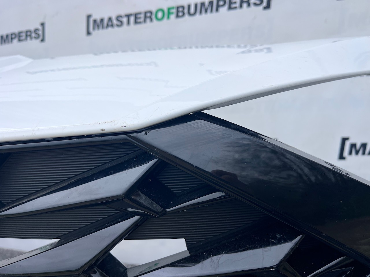 Hyundai I20 Ultimate Hatchback Mk3 Lift 2023-2026 Front Bumper Genuine [h598]