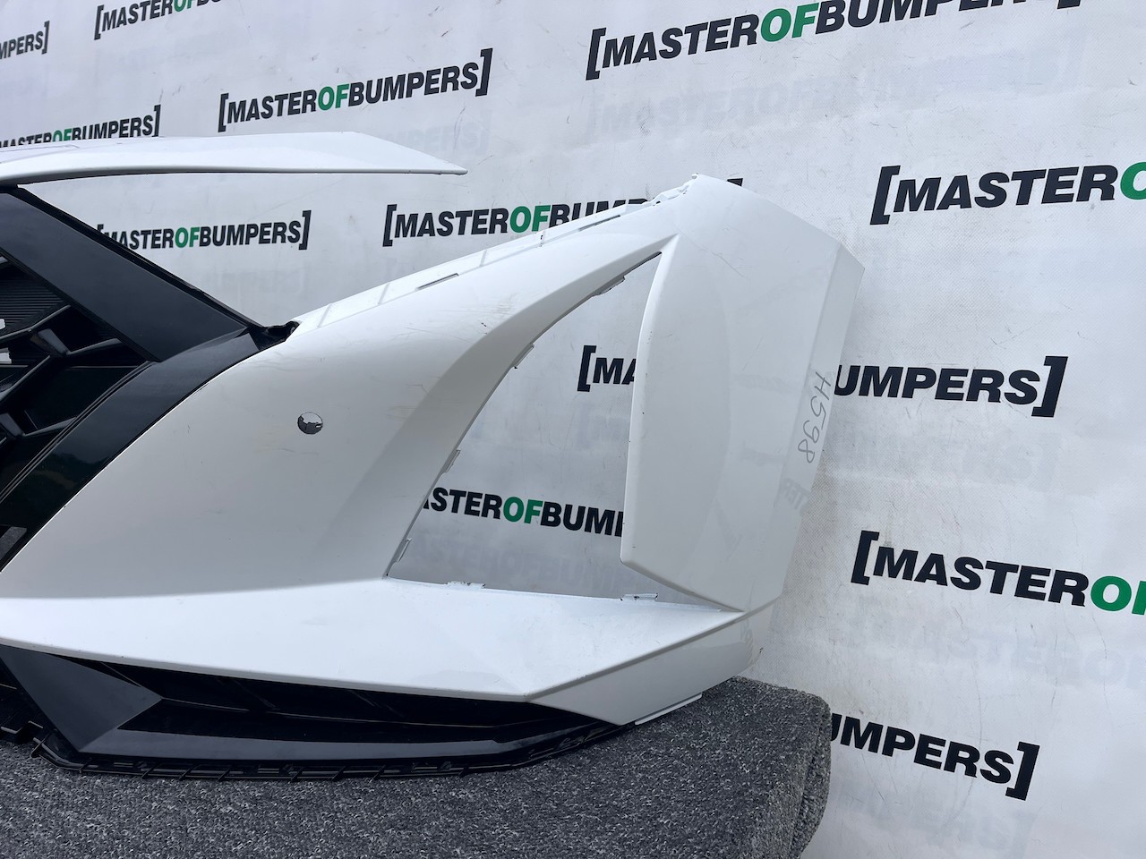 Hyundai I20 Ultimate Hatchback Mk3 Lift 2023-2026 Front Bumper Genuine [h598]