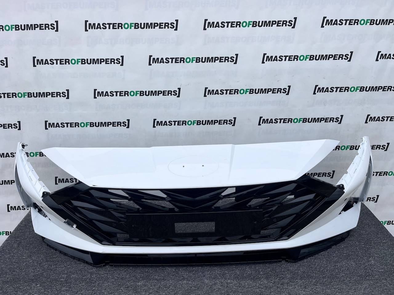 Hyundai I20 Ultimate Hatchback Mk3 Lift 2023-2026 Front Bumper Genuine [h598]