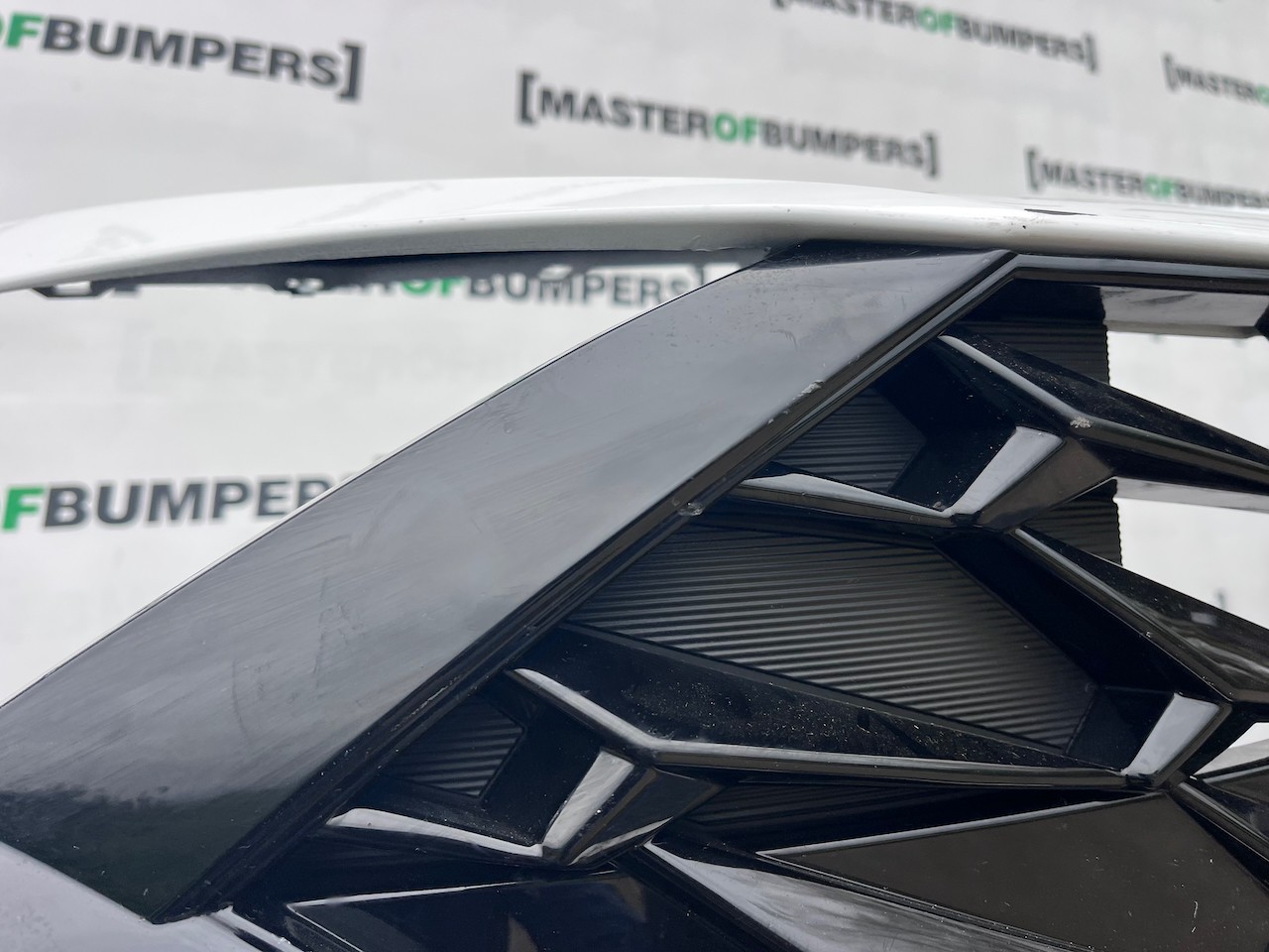 Hyundai I20 Ultimate Hatchback Mk3 Lift 2023-2026 Front Bumper Genuine [h598]