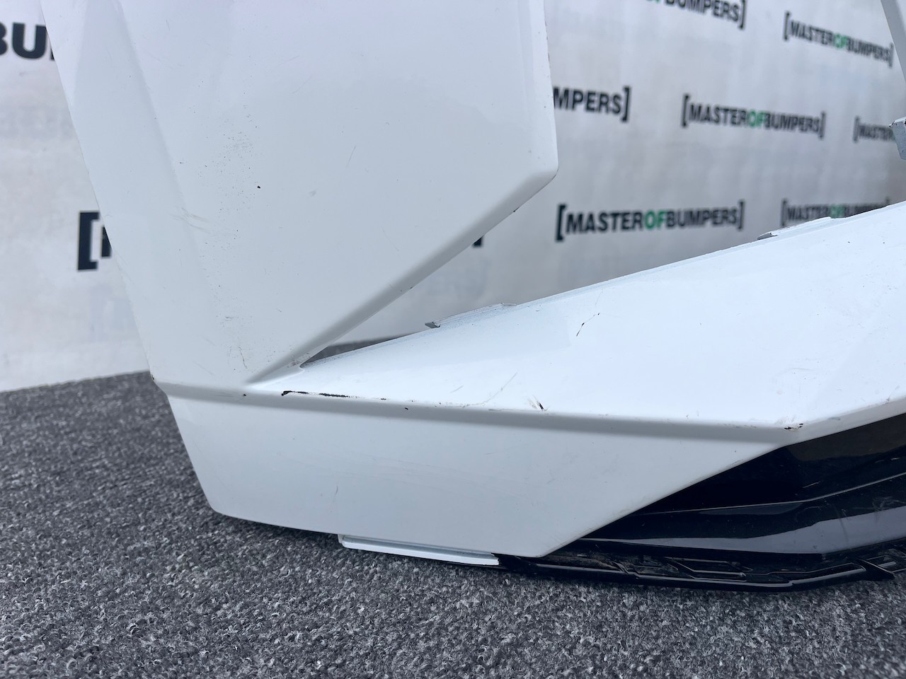 Hyundai I20 Ultimate Hatchback Mk3 Lift 2023-2026 Front Bumper Genuine [h598]