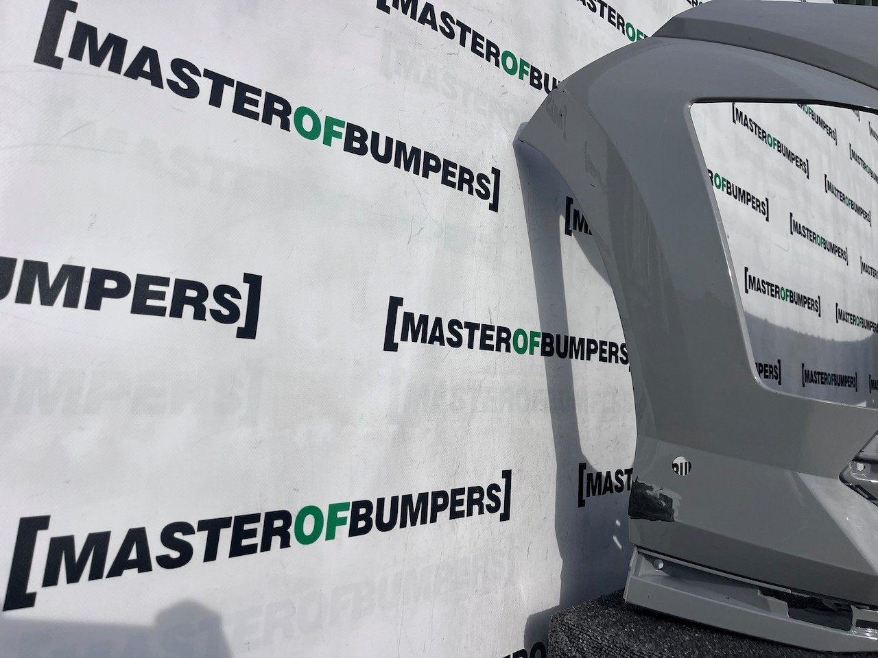 Hyundai Kona N-line Hatchback Mk2 2022-2026 Front Bumper 6 Pdc Genuine [h604]