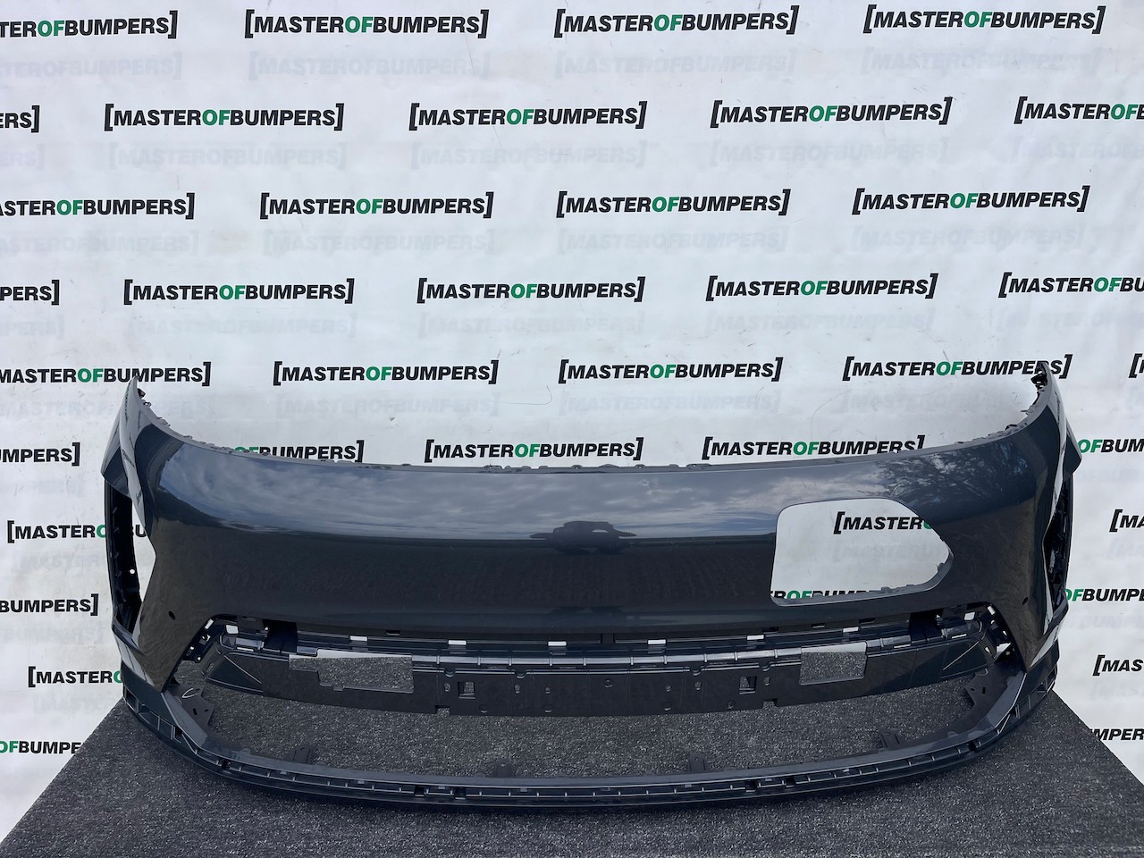 Hyundai Kona Electric Ultimate Mk2 2024-2027 Front Bumper 4 Pdc Genuine [h615]