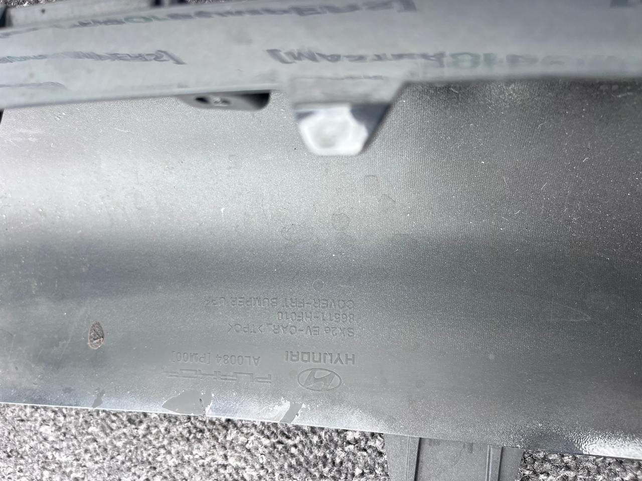 Hyundai Kona Electric Ultimate Mk2 2024-2027 Front Bumper 4 Pdc Genuine [h615]