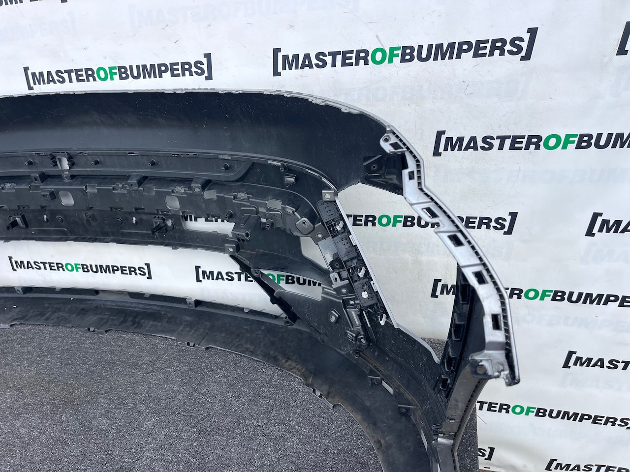 Hyundai Kona Electric N-line Mk2 2024-2027 Front Bumper 6 Pdc Genuine [h612]