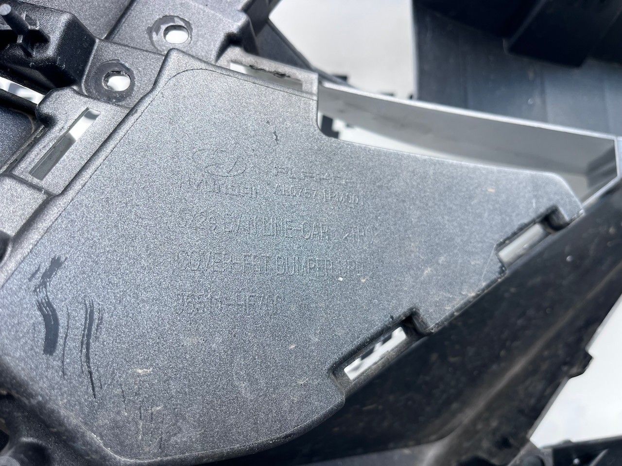 Hyundai Kona Electric N-line Mk2 2024-2027 Front Bumper 6 Pdc Genuine [h612]