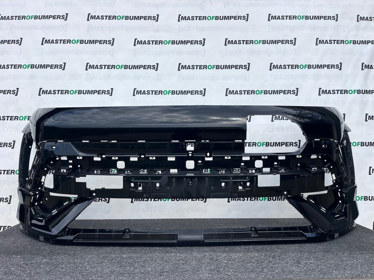 Hyundai Kona Electric N-line Mk2 2024-2027 Front Bumper 4 Pdc Genuine [h613]