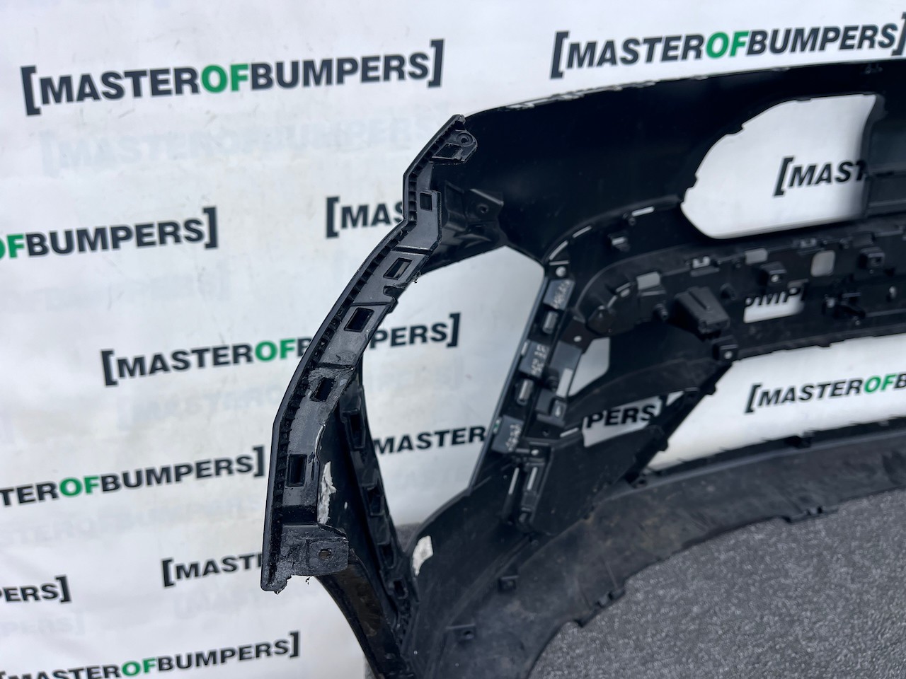 Hyundai Kona Electric N-line Mk2 2024-2027 Front Bumper 4 Pdc Genuine [h613]