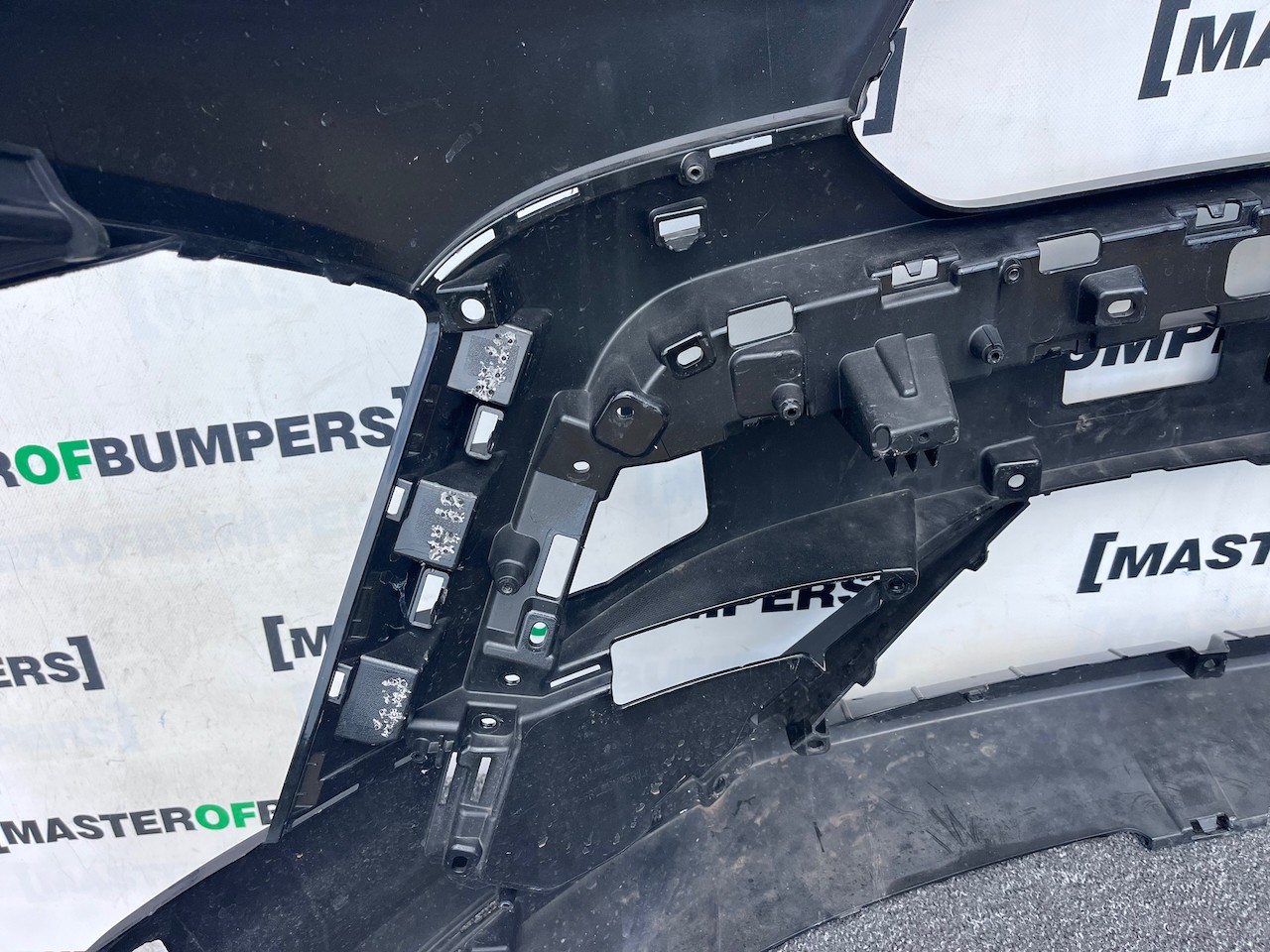 Hyundai Kona Electric N-line Mk2 2024-2027 Front Bumper 4 Pdc Genuine [h613]