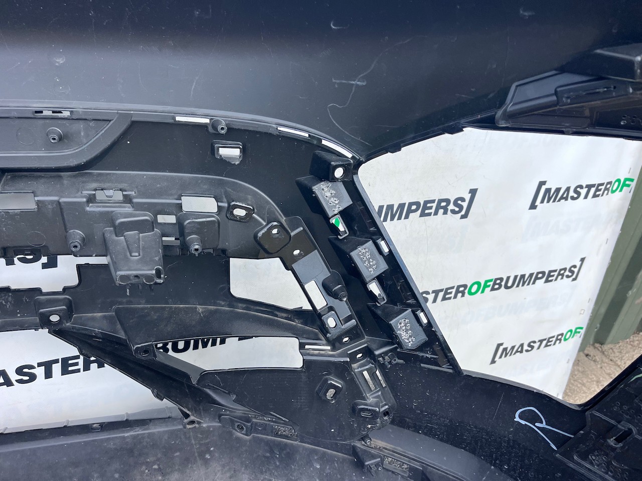 Hyundai Kona Electric N-line Mk2 2024-2027 Front Bumper 4 Pdc Genuine [h613]