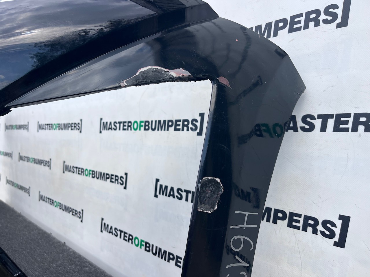 Hyundai Kona Electric N-line Mk2 2024-2027 Front Bumper 4 Pdc Genuine [h613]