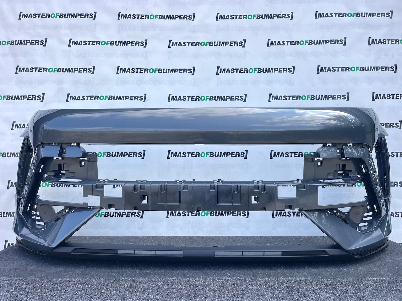Hyundai Kona N-line Hatchback Mk2 2022-2026 Front Bumper 4 Pdc Genuine [h625]