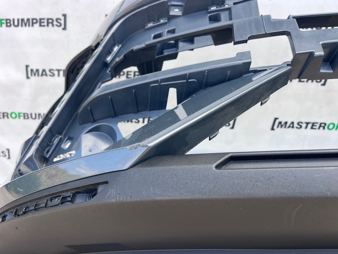 Hyundai Kona N-line Hatchback Mk2 2022-2026 Front Bumper 4 Pdc Genuine [h625]
