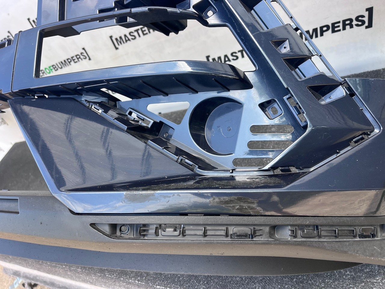Hyundai Kona N-line Hatchback Mk2 2022-2026 Front Bumper 4 Pdc Genuine [h626]