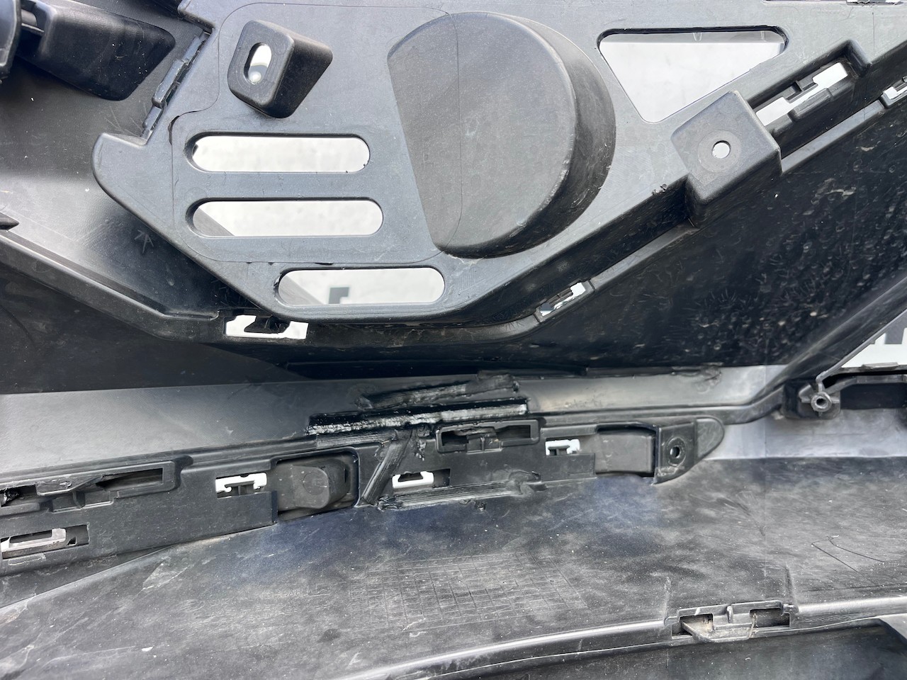 Hyundai Kona N-line Hatchback Mk2 2022-2026 Front Bumper 4 Pdc Genuine [h626]