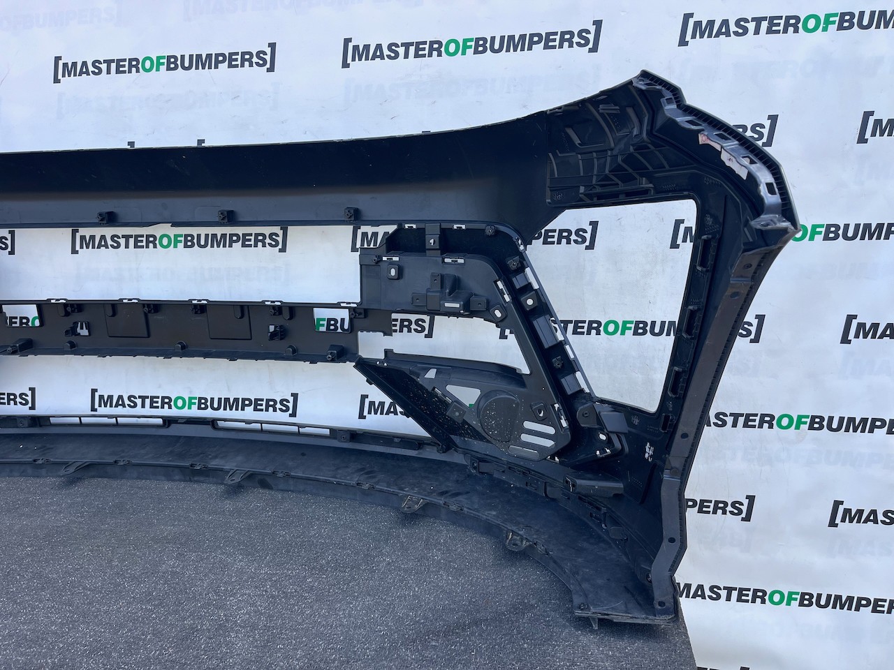 Hyundai Kona N-line Hatchback Mk2 2022-2026 Front Bumper 4 Pdc Genuine [h626]