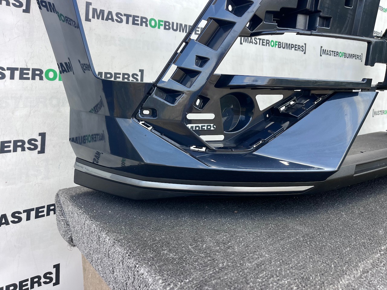 Hyundai Kona N-line Hatchback Mk2 2022-2026 Front Bumper 4 Pdc Genuine [h626]