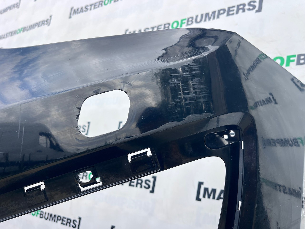 Hyundai Santa Fe Premium 7 Seater 2013-2015 Front Bumper 6 Pdc Genuine [h627]