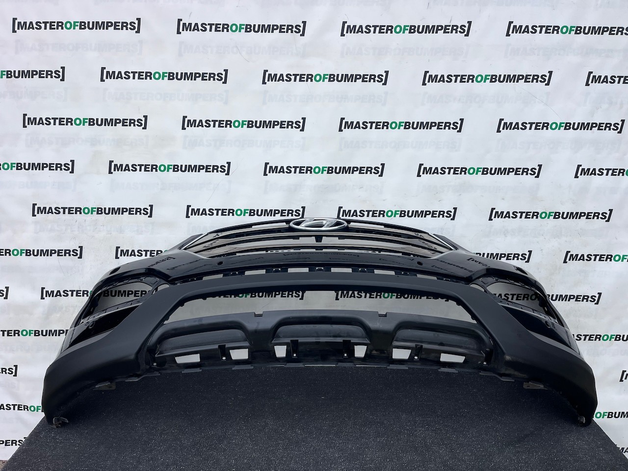 Hyundai Santa Fe Premium 7 Seater 2013-2015 Front Bumper 6 Pdc Genuine [h627]